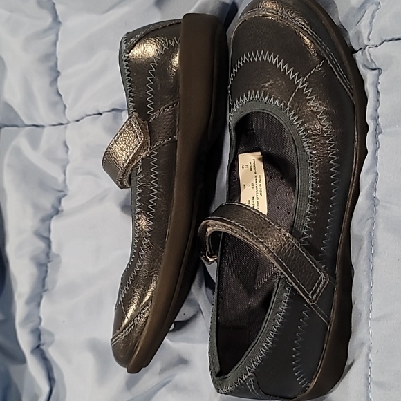 HUSH PUPPIESA GIRLS DRESS SHOE - Picture 10 of 12